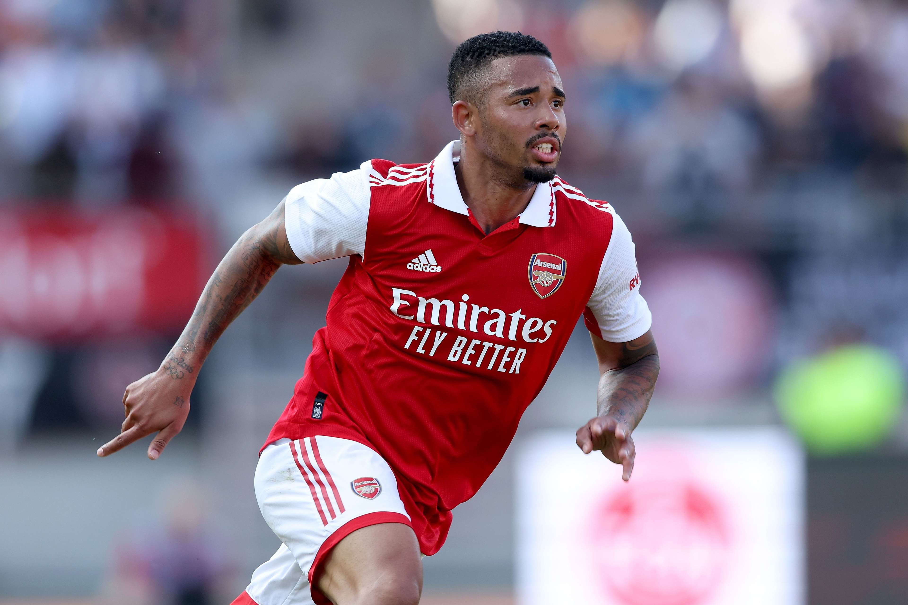 战上投入更 战上投入更